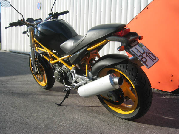 ducati2.jpg