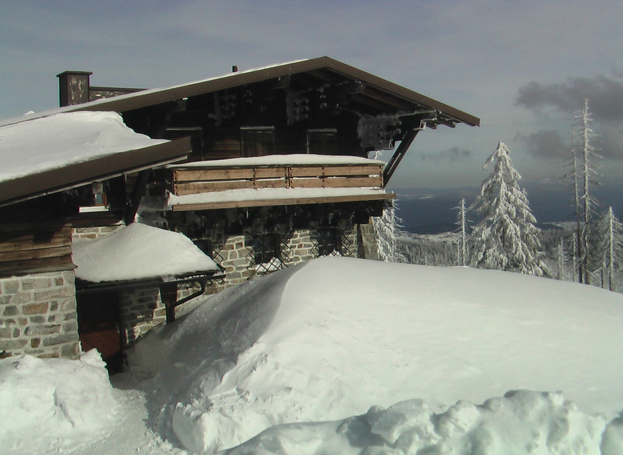 lusen_im_winter_lusenhaus.jpg