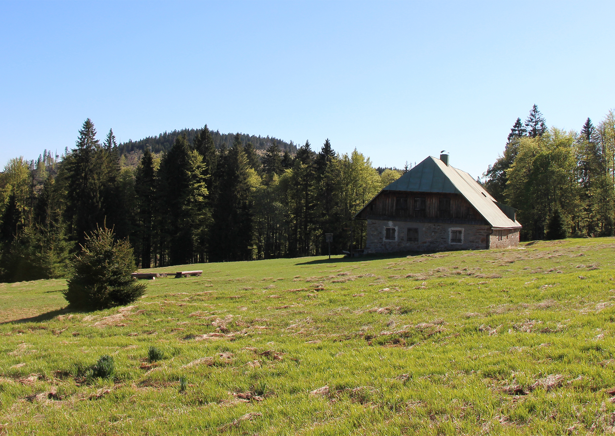 npv_bw_-_vm_77-20_zum_schachtenhaus_und_jaehrlingsschachten_wandern.jpg